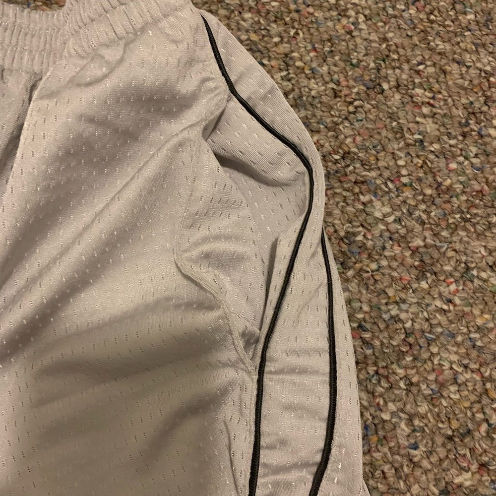 M Basketball Short - Picture 2 of 4